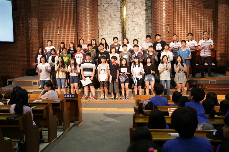 2015 여름성경학교 보고 감사예배 - 5 중고등부 1.JPG