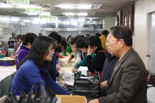 돈가스 바자회 준비(2012년 3월 2일) - 20120313174952.jpg