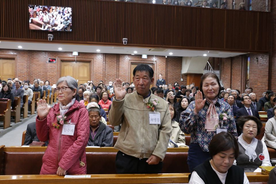 2025 성례주일(세례,입교) - IMG_8583.JPG