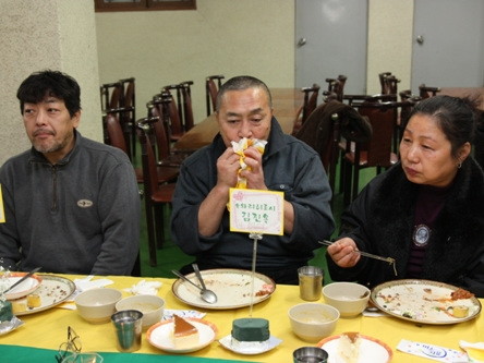 2010년 다문화가정 파티(2010년 12월 28일) - 20110129163250(1).jpg