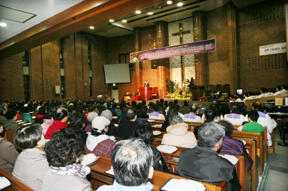 제 15회 사순절특별새벽기도회 - 20120407125245.jpg