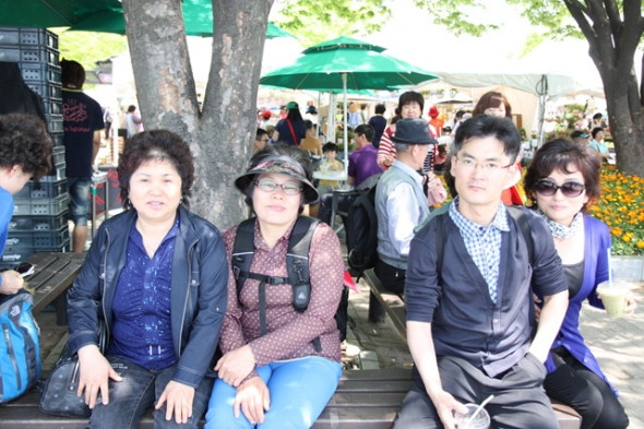 구역장 권찰 수련회(일산 꽃 박람회) - 20120509163458.jpg