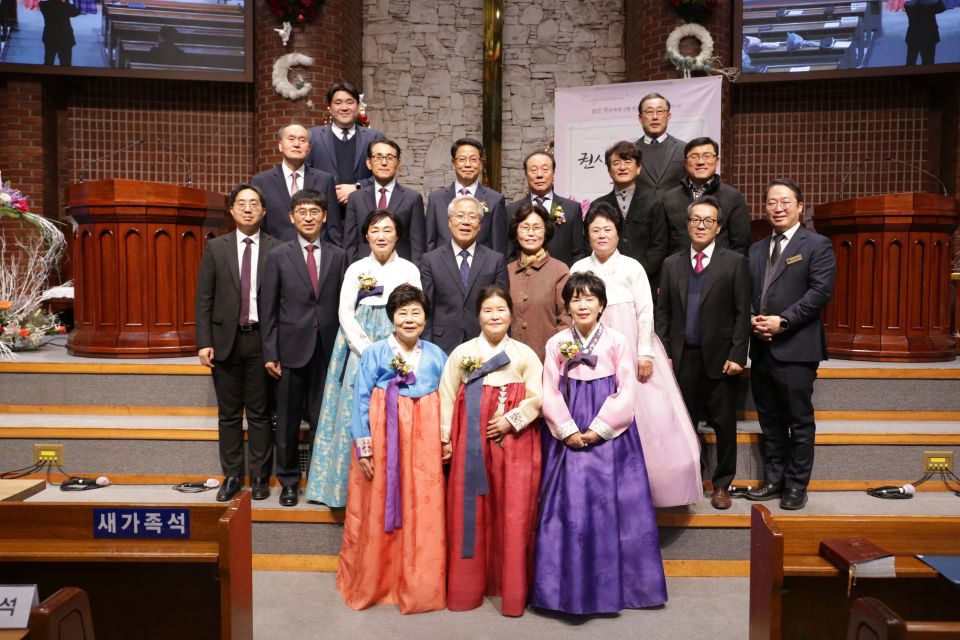 2025 권사,안수집사 은퇴식 - 15.JPG