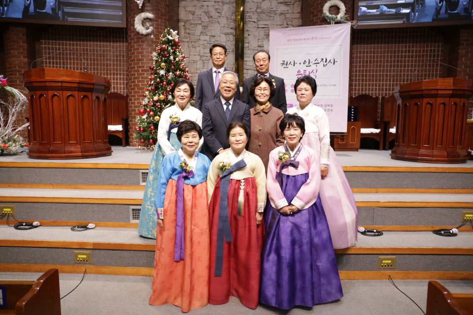2025 권사,안수집사 은퇴식 - 14.JPG