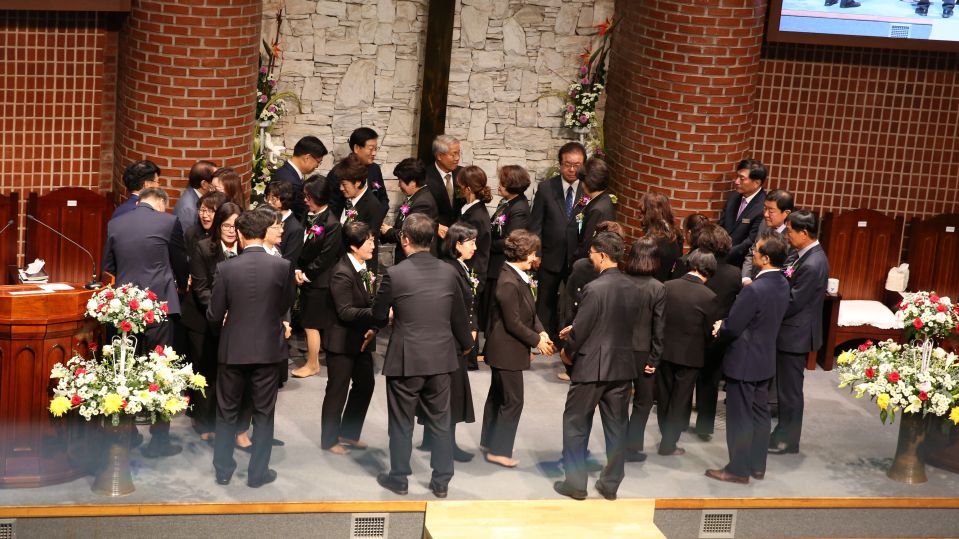 2023 교회설립119주년기념 장로은퇴,장로.안수집사.권사 임직식 - 11-1.JPG