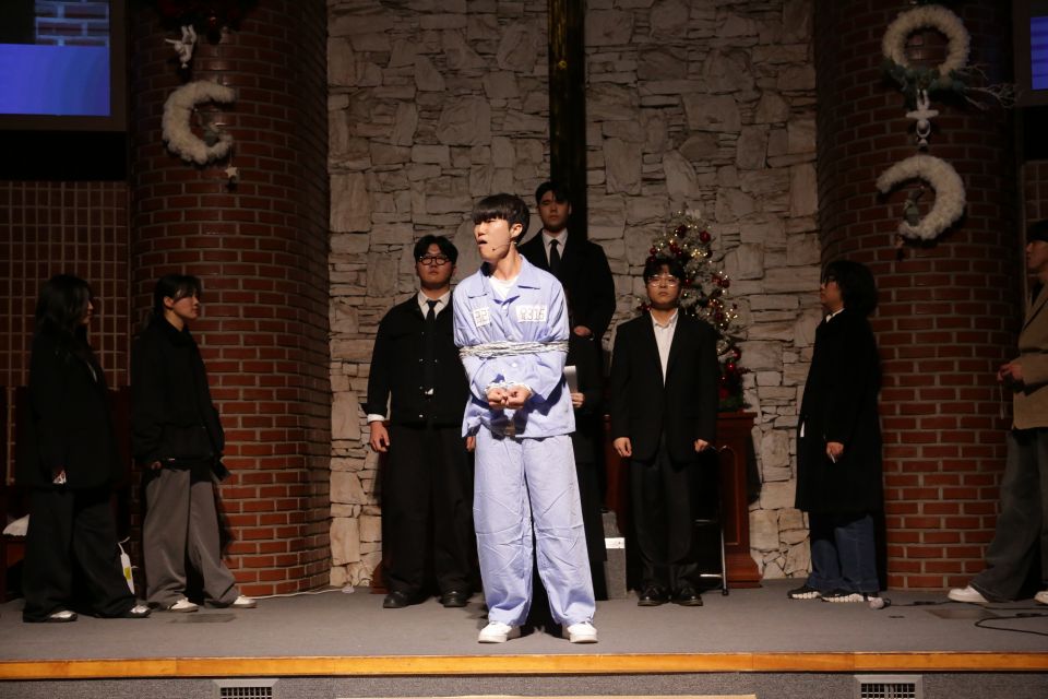 2025 성탄전야축하예배 - IMG_0631.JPG