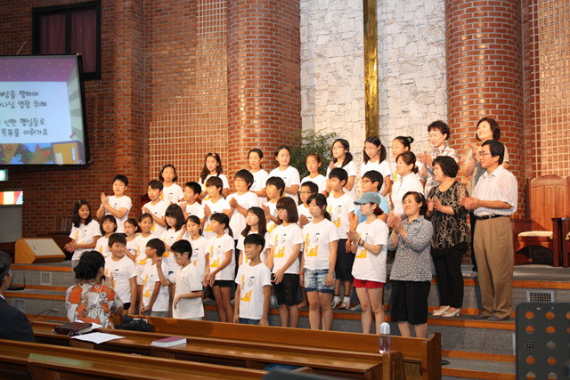 여름성경학교 보고 감사예배 - 20120831161939.jpg