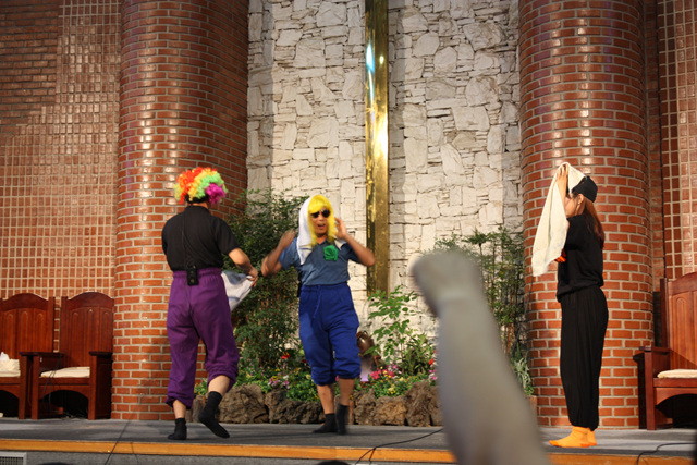 여름성경학교 보고 감사예배 - 20120831161938(2).jpg