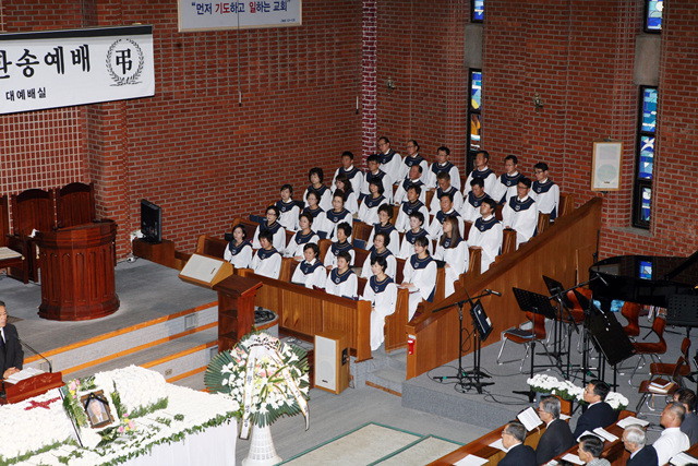 고 허영범 원로목사 장례 - 20120902082547.jpg