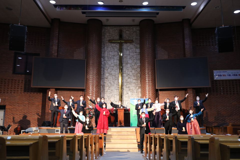 2021년 새해맞이 감사예배 - 9H9A3236.JPG