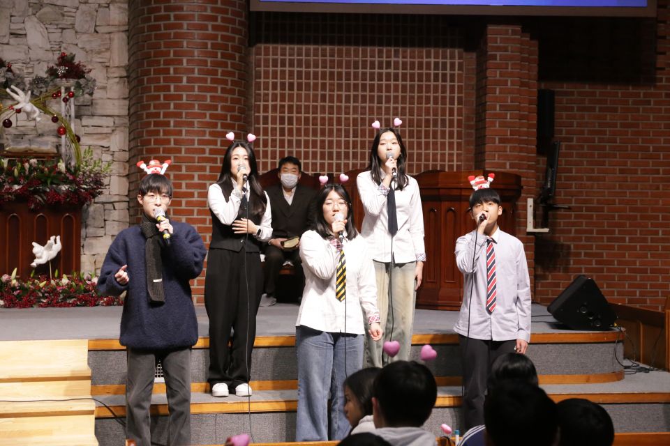 2024 성탄전야축하예배 - IMG_2633.JPG