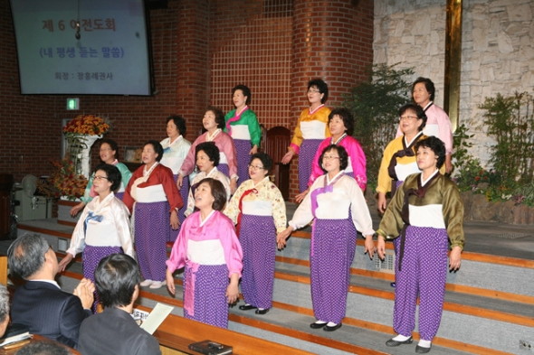 제 11회 기관별 찬양대회(2012년 10월 21일) - 20121030065506.jpg