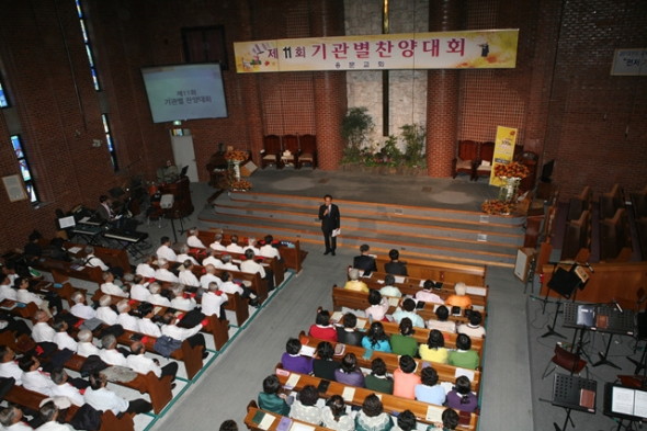 제 11회 기관별 찬양대회(2012년 10월 21일) - 20121030065502.jpg