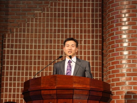 전교인이 함께 드린는 찬양예배(2011년 3월 27일) - 20110331175809(1).jpg