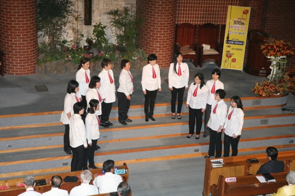 제 11회 기관별 찬양대회(2012년 10월 21일) - 20121030070108(1).jpg