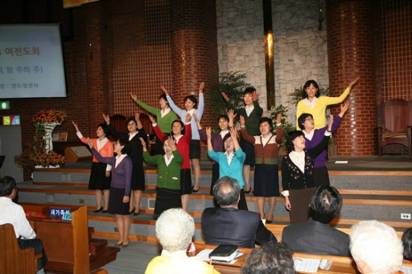 제 11회 기관별 찬양대회(2012년 10월 21일) - 20121030070102.jpg