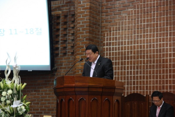 2011 용문지역 부활절 새벽연합예배 - 20110426113452.jpg