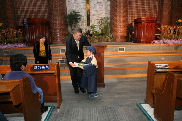 2012년 교회학교수료감사예배(12월 30일) - 20130103151427(2).jpg