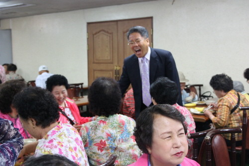 2011년 은빛대학 경로잔치2 - 20110530055404(2).JPG