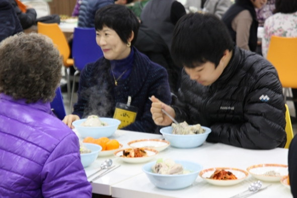 2012년 하반기 새가족간담회 - 20130103152854.jpg