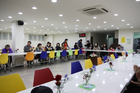 2012년 하반기 새가족간담회 - 20130103152852(1).jpg