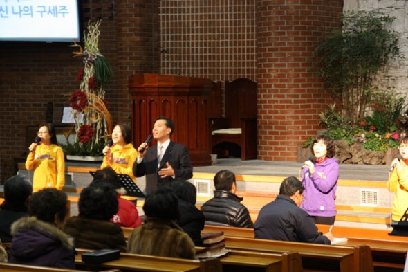 신년특별새벽기도회 - 20130111093531.jpg