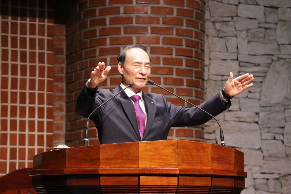 2024 제직 및 사역자 헌신예배 - 17.JPG