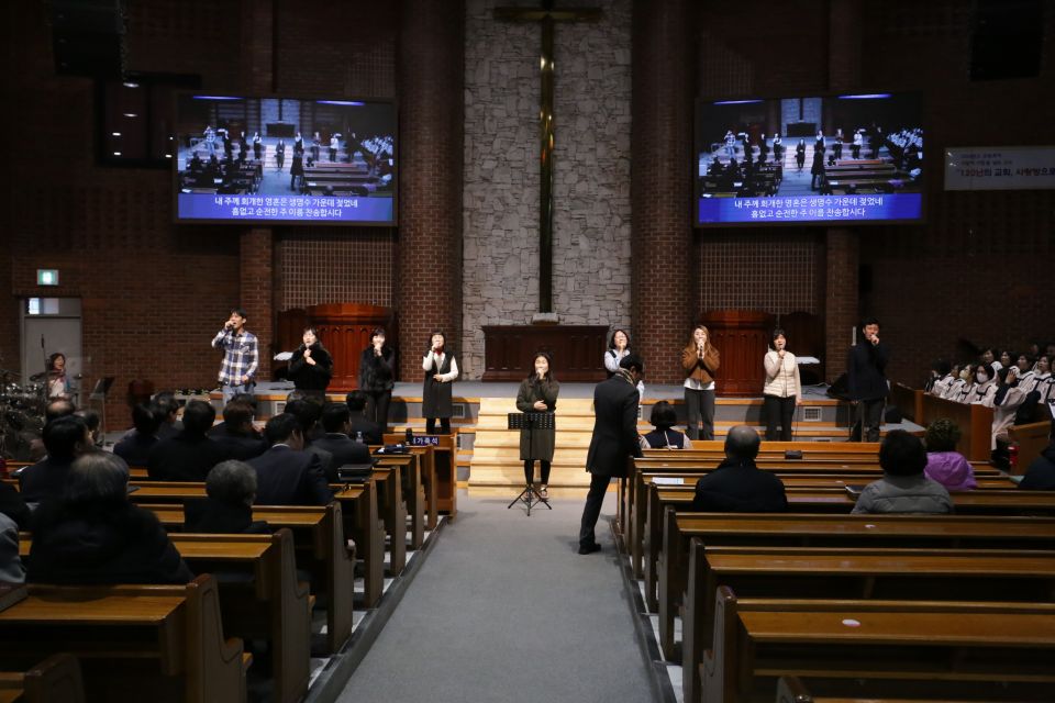 2024 제직 및 사역자 헌신예배 - 1.JPG