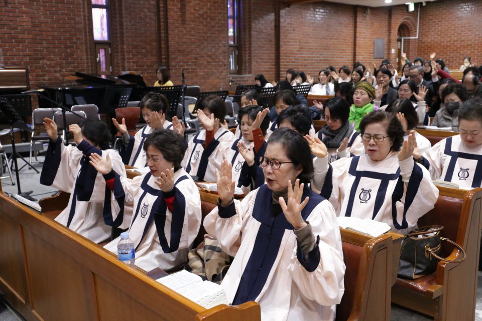 2024 제직 및 사역자 헌신예배 - 11.JPG