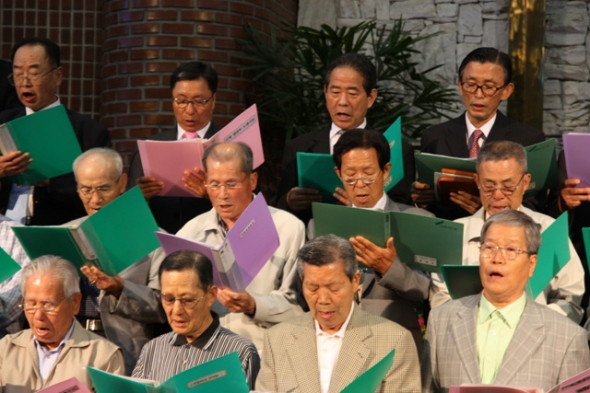 1, 2남선교회 헌신예배(2011년05월 29일) - 20110615114917.jpg