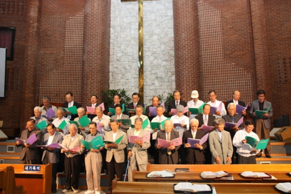 1, 2남선교회 헌신예배(2011년05월 29일) - 20110615114842.jpg