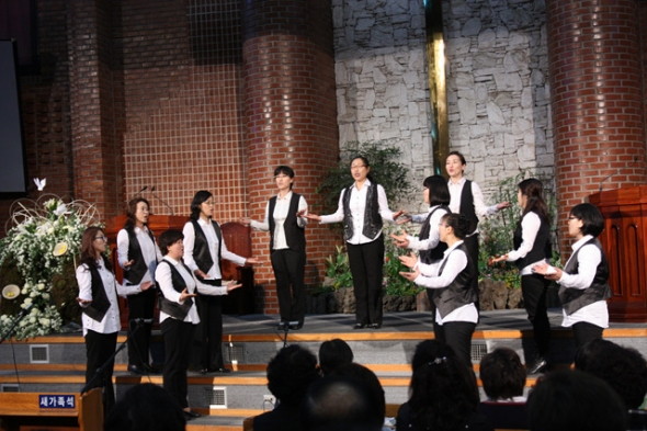 부활절 음악예배 - 20130410145436(1).jpg