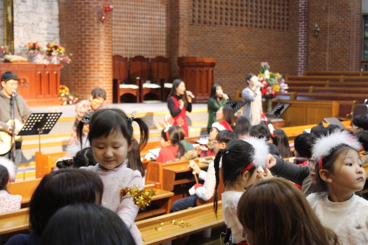 2017성탄전야축하예배 - IMG_4538.JPG