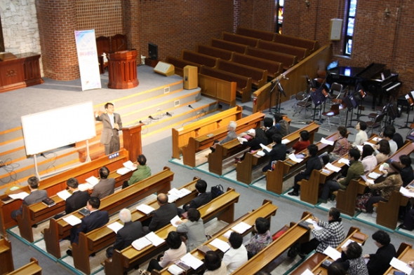 제 3회 큐티 세미나(4월 14일) - 20130420182418.jpg