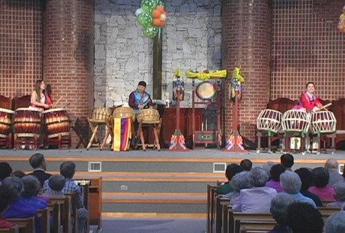 2013년 지역어르신을 위한 경로잔치 - 20130528095310(2).JPG