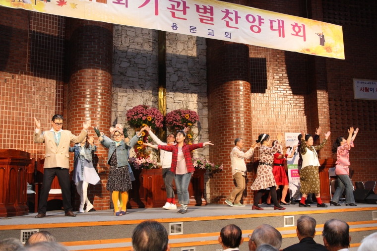 2018년 10월 찬양예배 기관별 찬양대회 - IMG_7048.JPG