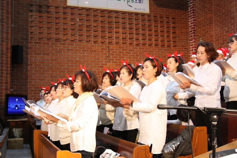 2017년12월25일 성탄절축하예배 - IMG_4854.JPG