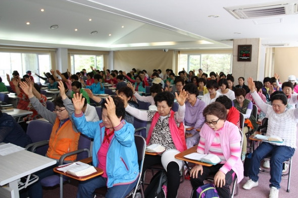 구역장 권찰 산상기도회(추양하우스, 5/31) - 20130605093317.jpg