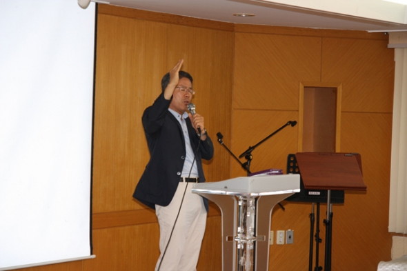 구역장 권찰 산상기도회(추양하우스, 5/31) - 20130605093317(2).jpg