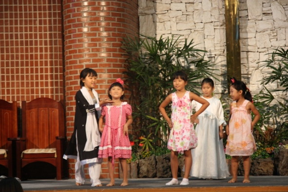 2011년 여름성경학교 보고감사예배 - 20110901161356.jpg