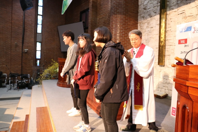 2016년 용문교회 장학금 수여식 - 03.JPG