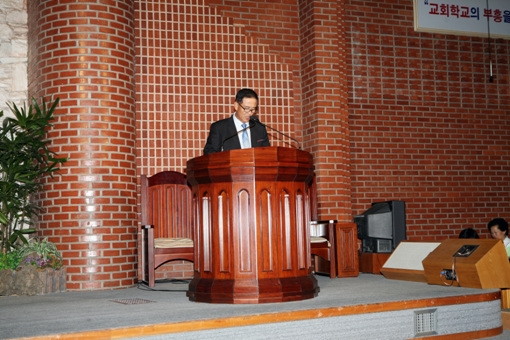 2010 아름다운 결실을 위한 특별새벽기도회 - 20101016121054.jpg