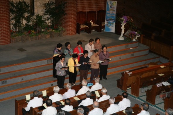 제 10회 기관별 찬양대회(2011년 10월 16일) - 20111108101905.jpg