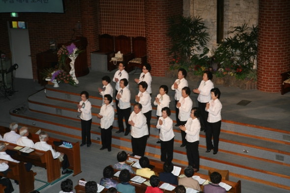 제 10회 기관별 찬양대회(2011년 10월 16일) - 20111108101903.jpg