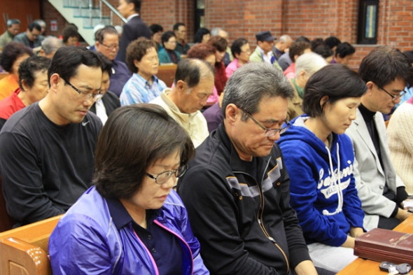 2013 아름다운 결실을 위한 특별새벽기도회 - 20131015110717(1).jpg