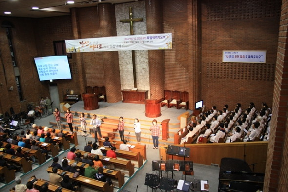 2013 아름다운 결실을 위한 특별새벽기도회 - 20131015110718(1).jpg