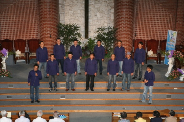 제 10회 기관별 찬양대회(2011년 10월 16일) - 20111108103103.jpg