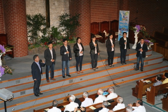 제 10회 기관별 찬양대회(2011년 10월 16일) - 20111108103107.jpg