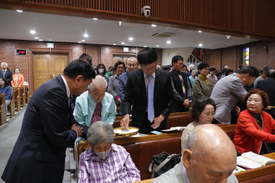 2024 어린이주일(유아.아동세례,출산격려금전달,성찬식) - 15.JPG