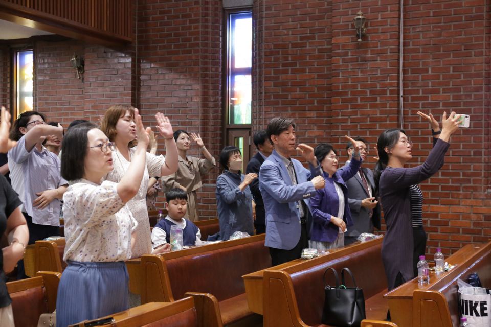 2024 온가족이 함께 하는 CCM 힐링 음악예배 - 3.JPG